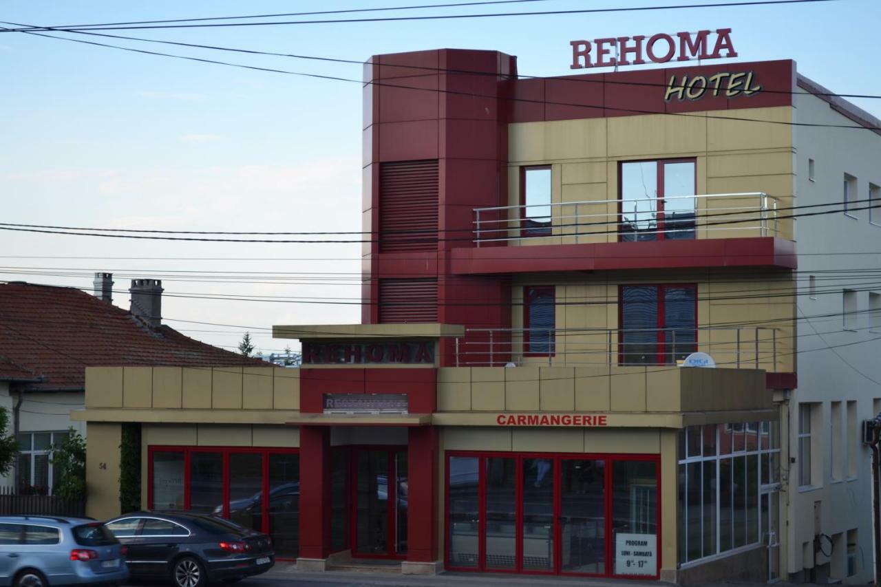 Hotel Rehoma Piteşti Esterno foto